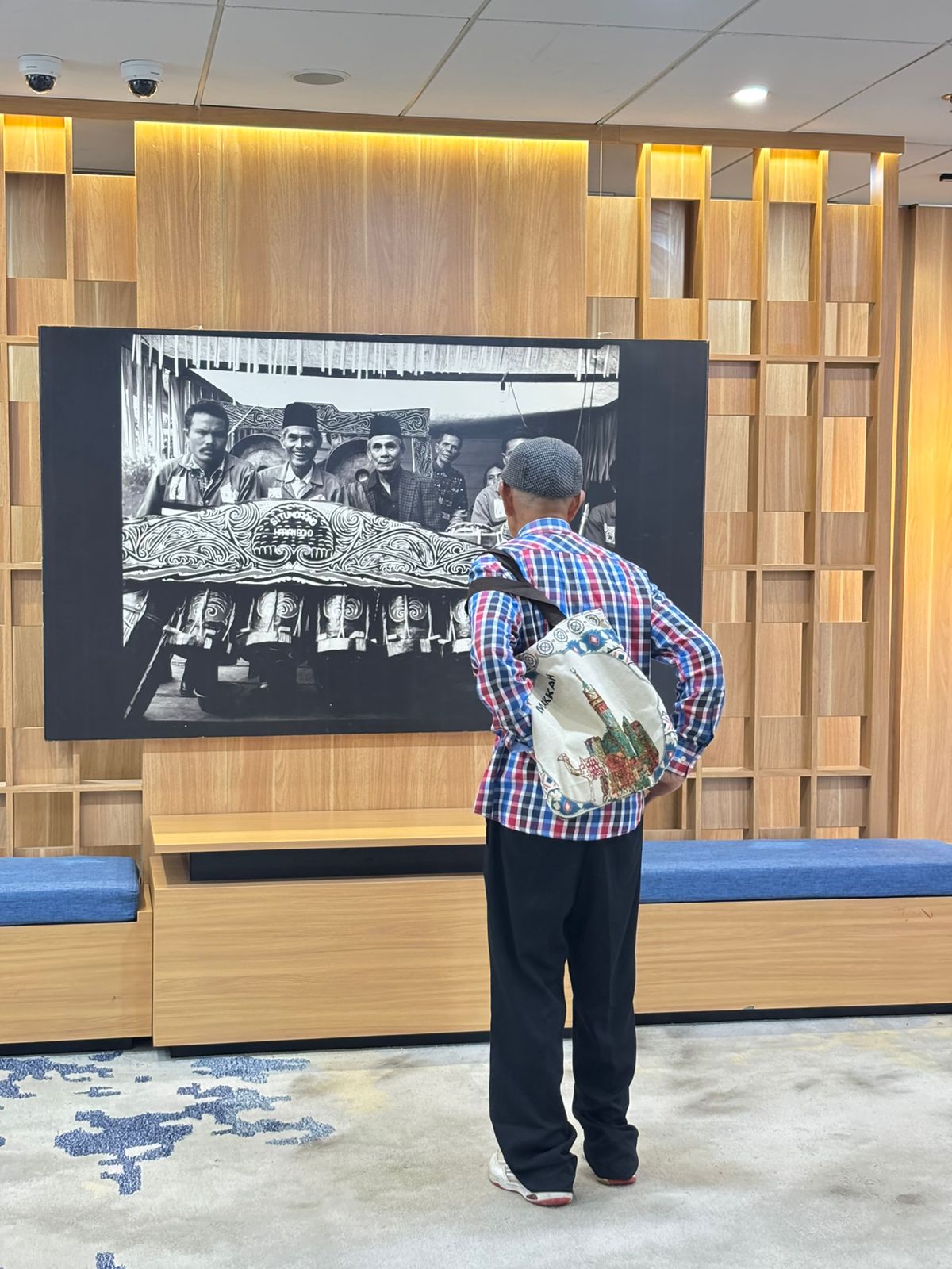 Pameran Arsip 100 Tahun Sitor Situmorang: Wajah Tak Bernama